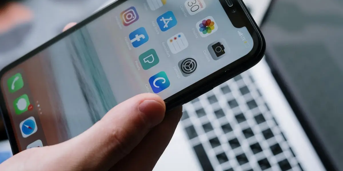 パソコンから電話番号にかける方法 ―インストール一切不要―