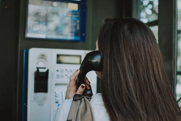 E-Residency Sold You "Run a Company From a Laptop". Here Are the 10 Calls You'll Still Have to Place